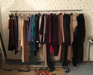 Vintage Priced To Sell !!! Make A Pile !!!