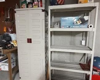 Another rubbermaid cabinet