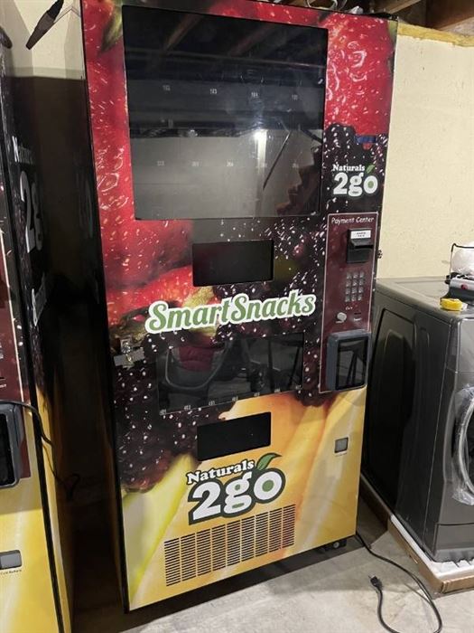 Seaga N2G4000 Vending Machine With Airvend