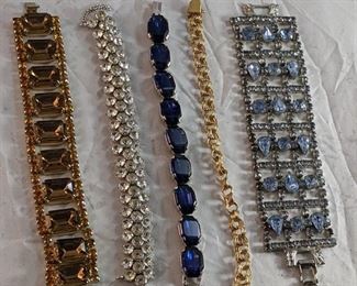 Vintage Costume Jewelry: Bracelets