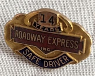 10K Roadway 14 Year Safe Driver Pin
