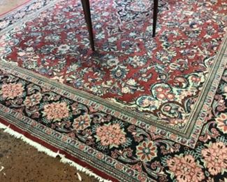 Beautiful Oriental rug. Large size.
