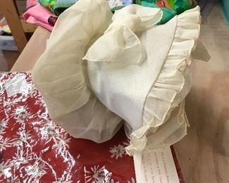 Vintage, never worn, Charleston bonnet.  Still in box.
