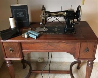 003 Antique White Rotary Sewing Machine