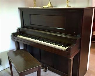 Cable Upright Piano with Bench