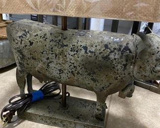 Metal Cow lamp with shade