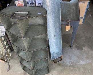 galvanized decor, magnets, farmers market table