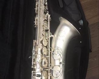 Canonball Tenor Saxophone (Salt Lake City) Serial #160759, Like new, comes with case Big Bell Stone Series, Pro tenor model T5-S ICE S, with polished silver keys with the silver sand blasted body and bell.