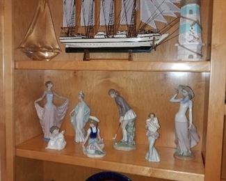 Small collection of LLadro figures. 