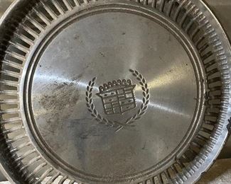 Cadillac hub caps