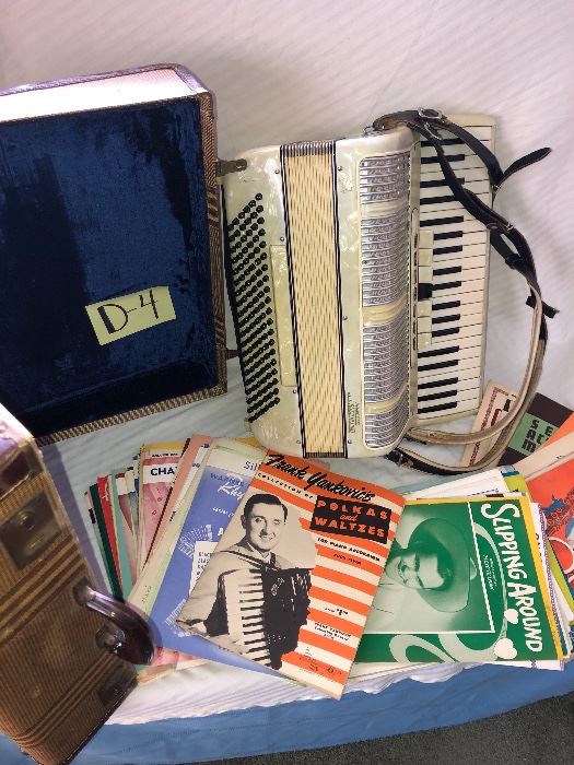 D-4, Princetti Accordion with all the fixings, $325