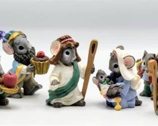 Complete Set of 9 MouseKins Nativity Figurines with Original Box