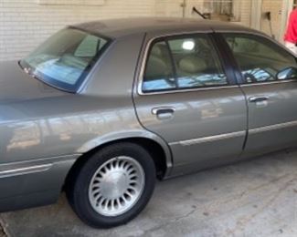2000 Mercury Grand Marquis