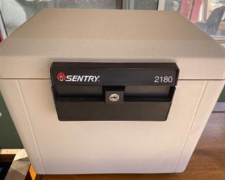 Sentry model 2180 safe box