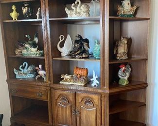 Book case/cabinet