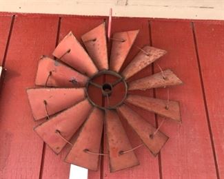 Great windmill piece, what a great wreath!