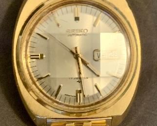 Seiko 17 Jewel Gold Plated Stainless Steel Watch
$80 