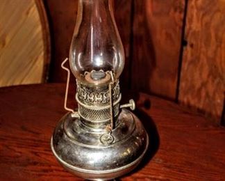 Beautiful Antique 1904 Perfection Oil Lamp