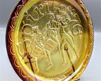 Beautiful Carnival Glass Spirit of 76 American Bicentennial Collectors Plate 1776-1976