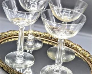 (8) Piece Lot of Crystal Wine and Champagne Glasses