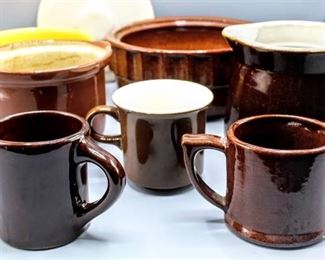 (8) Piece Lot of Vintage Pottery and Crockery - Includes Brown Betty Oven Crock