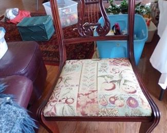 3 of these vintage mahoganychairs