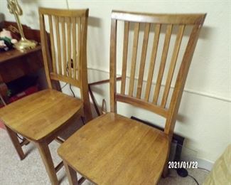 4 of these vintage wood chairs