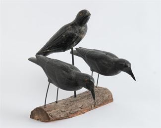 33: Folk Art Crow Decoy Group
