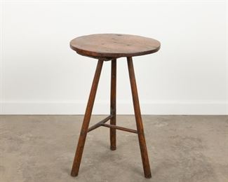 118: English Walnut Pub Table, 19th c.