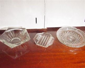 128. Fourteen 14 MCM Glass Ashtrays Cigar and Cigarette or Pipe or