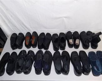 Lot of 12 Pairs of Womens Shoes 7-7.5