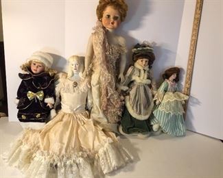 Clearance Lot 3, 5 Dolls