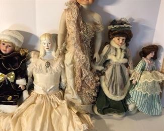 Clearance Lot 3, 5 Dolls