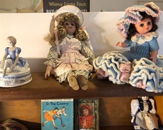 Clearance lot #7: Dolls, books, figurine, you get all items shown for $100.
Shelf not included