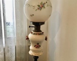 Vintage Gone With The Wind Lamp