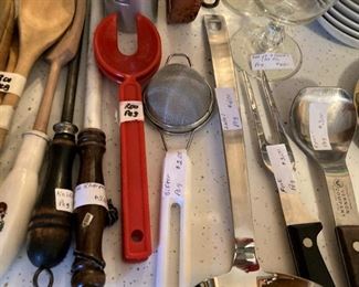 A variety of utensils