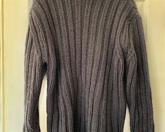 $40 - Hugo Boss XL ribbed long sleeved sweater 