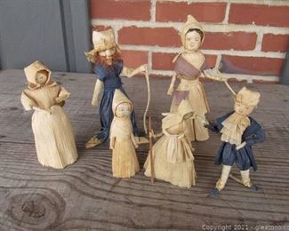 Lot of 6 Corn Husk Figurines