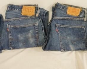 1025	LOT OF FOUR PAIRS OF VINTAGE LEVI STRAUSS & COMPANY 505 JEANS. SIZES ARE; 30 X 37, 34 X 32 & TWO ARE SIZE 34 X 31. VARYING DEGREES OF WEAR 
