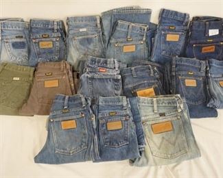 1036	LOT OF 15 PAIRS OF WRANGLER JEANS. VARYING DEGREES OF WEAR 
