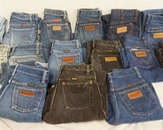 1152	LOT OF 16 PAIRS OF VINTAGE WRANGLER JEANS. ALL ARE YOUTH SIZES. SIZES RANGE FROM 8 THROUGH 16. VARYING DEGREES OF WEAR 
