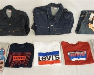 1154	LEVIS CLOTHING LOT. LOT INCLUDES FIVE SHIRTS (FOUR ARE YOUTH SIZED & NEW W/ TAGS) ONE SHIRT IS SIZE MEDIUM FROM HANES & DECORATED W/ LEVIS DESIGN ON FRONT POCKET. TWO PAIRS OF PANTS NEW W/ TAGS BOTH ARE SIZE 34 X 34 & TWO DENIM JACKETS ONE IS SIZE LARGE THE OTHER IS SIZE 18. 
