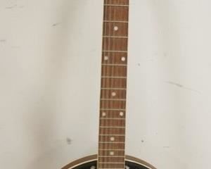 1005	6 STRING BANJO, 35 IN HIGH

