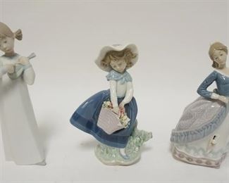 1031	LLADRO LOT-GIRL WITH MANDOLIN, PRETTY PICKINGS, & GIRL W MOVING PEARL ON DRESS, TALLEST IS 8 1/2 IN HIGH
