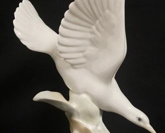 1066	LLADRO SPREAD WING BIRD, 11 1/2 IN HIGH
