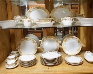 1071	56 PIECE NO 175 ASSEMBLED DINNERWARE SET, SOME PIECES HAVE THE OLD GREEN MARK W/ THE PATTERN NAME IN CHARACTER WRITING, THE HANDLED LOWER RIGHT IS NORITAKE BUT NOT THE SAME PATTERN
