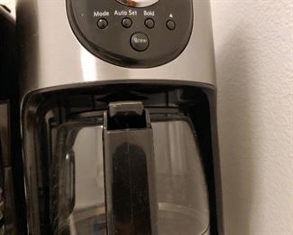 $50~ KITCHENAID EKCM1110B DIGITAL 12`CUP GLASS CARAFE COFFEE MAKER 24 HOUR PROGRAMMING