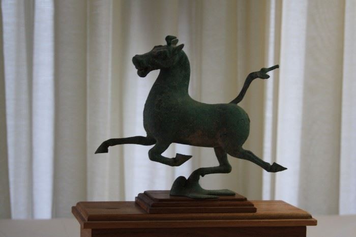 Han Dynasty bronze horse 200BC-200AD - 6 1/2" tall 7 3/4" wide - Asking $950