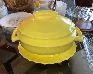 Your guests won't miss your lovely treats in this bright tureen!!!