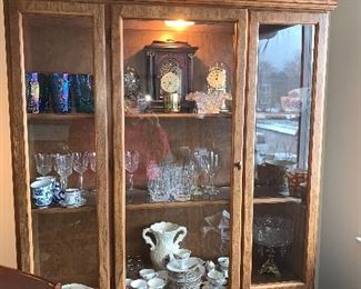 Solid china cabinet! Another item that can be tampered to your own home design with the help of Pinterest and all their great ideas!!! Would love to have it but concerned about moving it - download Bungii the uber of movers or ask us for mover referrals!!!